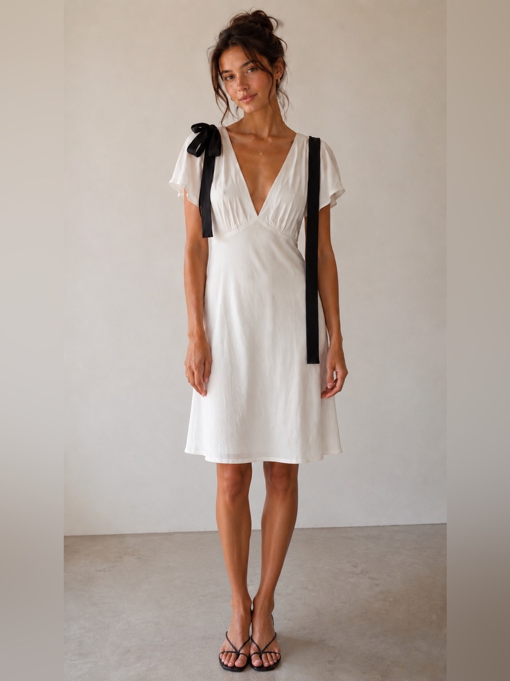 WILD FABLE VNECK BOW DRESS